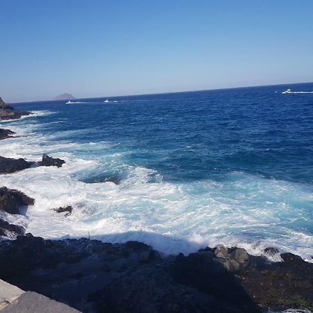 Sea Mountain In Atlantico Apartment Costa Del Silencio Bagian luar foto